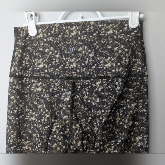 Lululemon Shine Tight (Roll Down) No Size (4-6) Like New ! W5H58S Women Legging - Picture 9 of 13